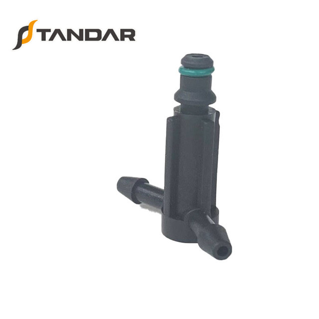 180 Degree Long Type Leak Off Pipe Connector For Ford Common Rail Diesel Injectors