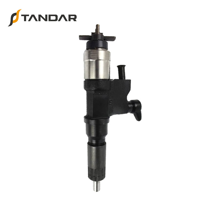 FOR NISSAN 1660089TC3 1660089TD0 1660089TD2 Common Rail diesel Fuel Injector 095000-5000 095000-8780 Fuel Injector Auto Mobile Parts