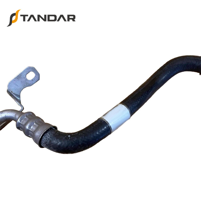 95B317826C 95B317825E 95B317826E Used for VW Engine High-Performance Replacement Part Turbocharger Oil Line