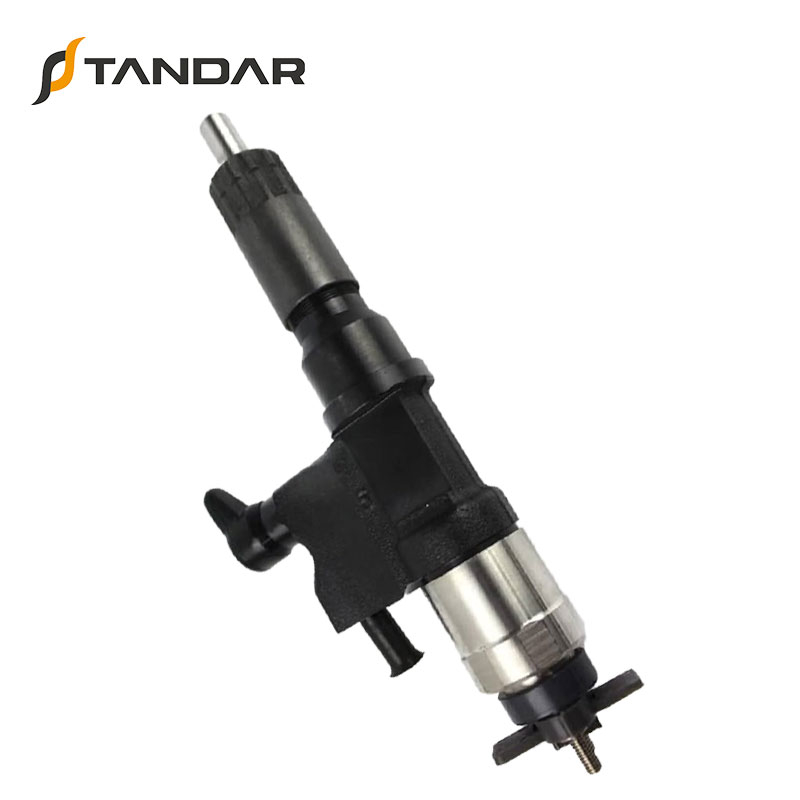 FOR NISSAN 1660089TC3 1660089TD0 1660089TD2 Common Rail diesel Fuel Injector 095000-5000 095000-8780 Fuel Injector Auto Mobile Parts