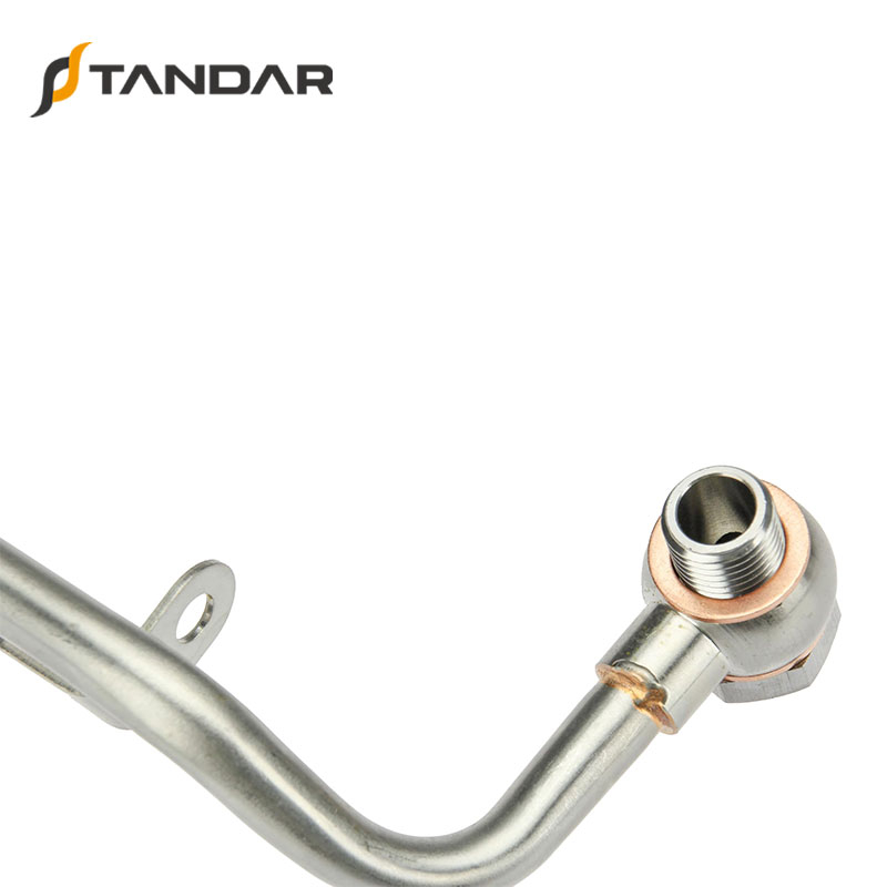 OEM 11537577015 Engine Parts Brake Turbocharger Coolant Hose for BMW