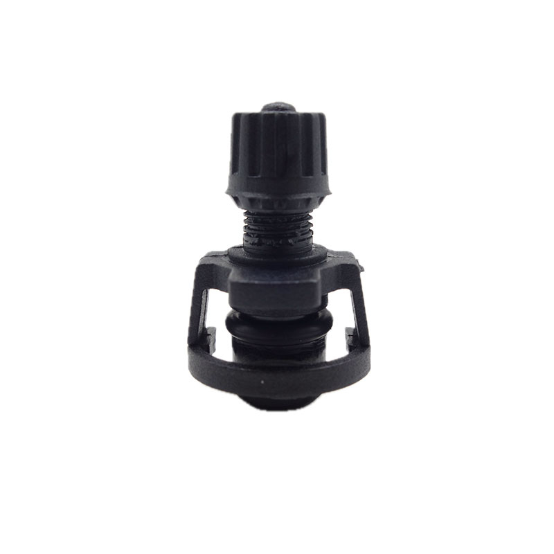 Kl3273 Hot-Selling Automotive Water Pipe Hose Connector Coolant Flange Cover for VW