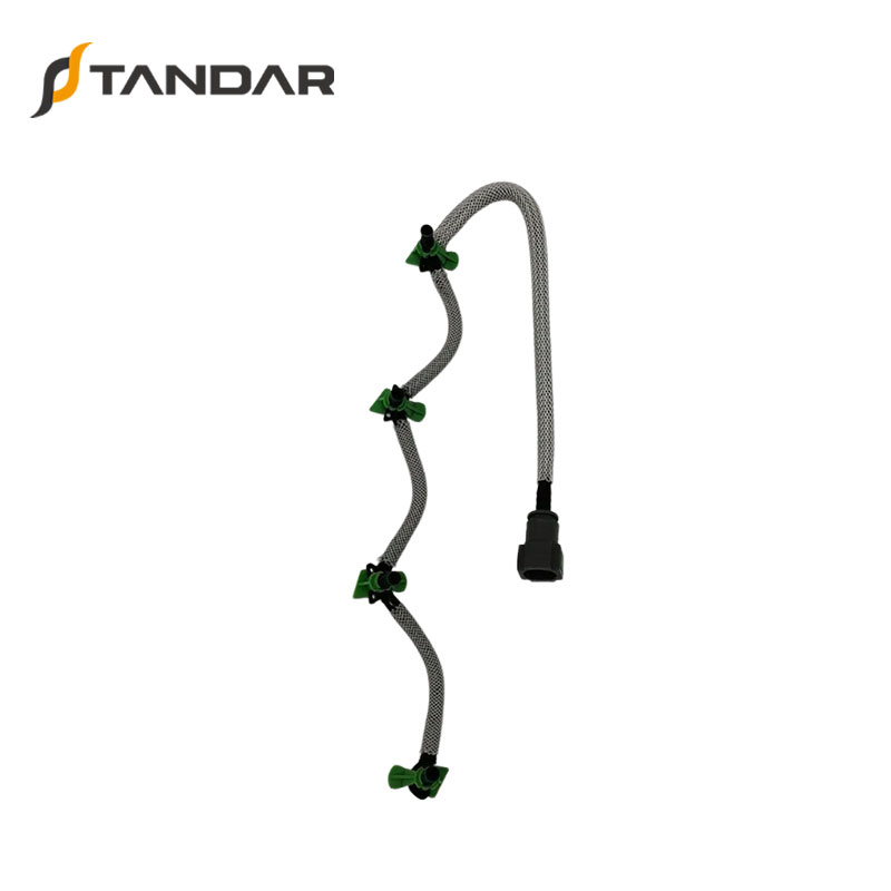 Oem 1742836 High Performance Durable and Leak-Free Car Accessories Fuel Return Line for Ford