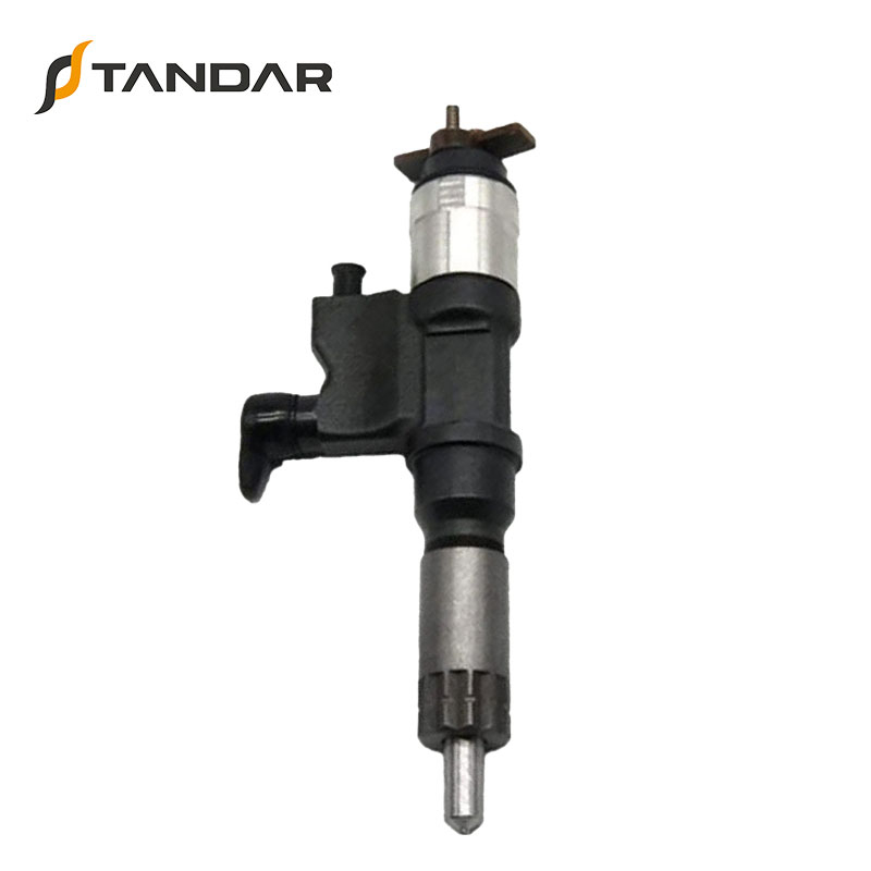 Good Quality Vehicle Parts Common Rail diesel Fuel Injector 295700-2011 Fuel Injector Auto Mobile Parts Vehicle Parts 04U00127