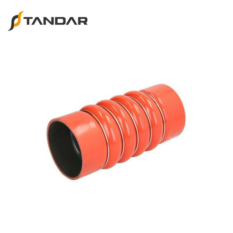 81963010557 81963010590 Automotive Engine Oil Coolant Pipe Radiator Hose Water Hose for MAN