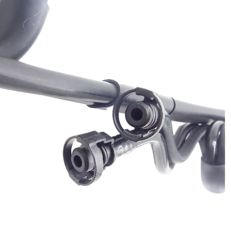 41227549b Automotive Engine Oil Coolant Pipe Radiator Upper Water Hose for Iveco