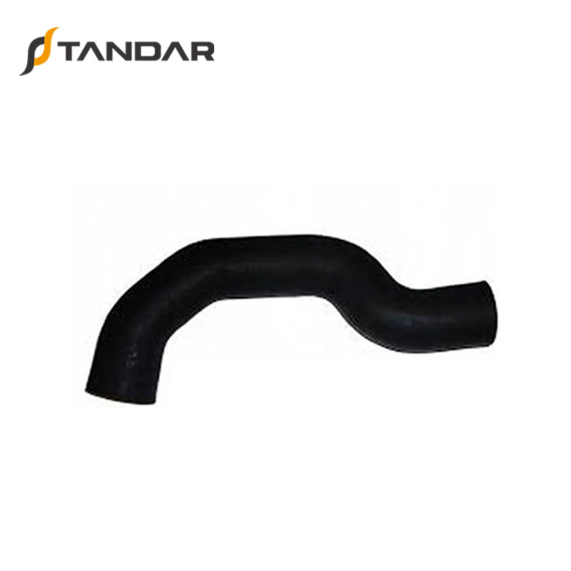 81963010677 Automotive Engine Oil Coolant Pipe Radiator Hose Water Hose for MAN