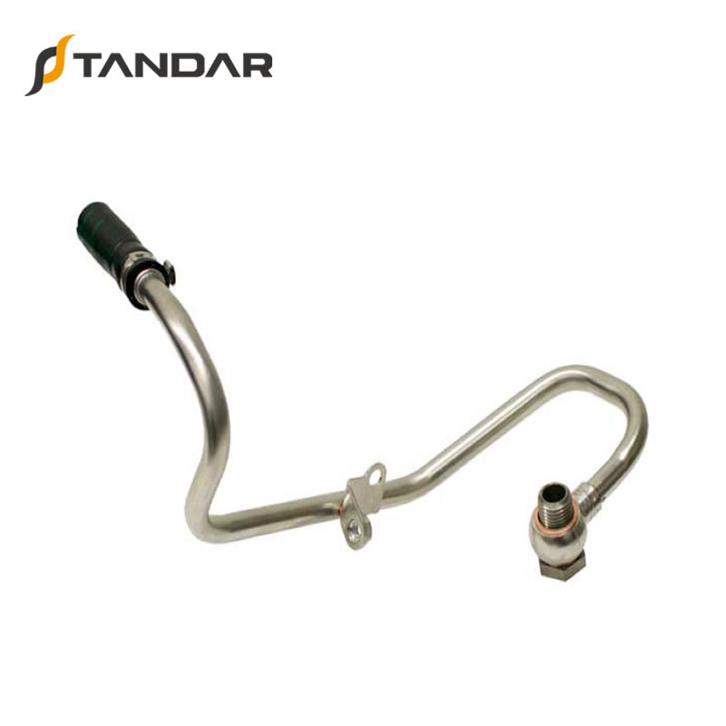 OEM 11537577013 Engine Parts Brake Turbocharger Coolant Hose for BMW