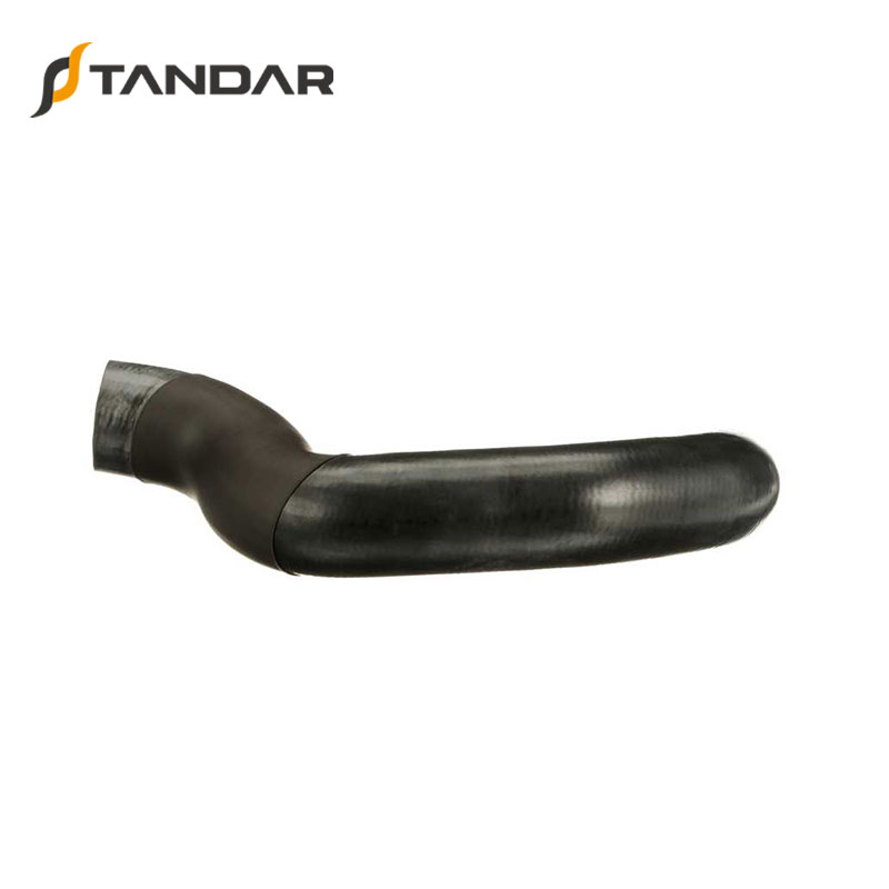 81963010677 Automotive Engine Oil Coolant Pipe Radiator Hose Water Hose for MAN
