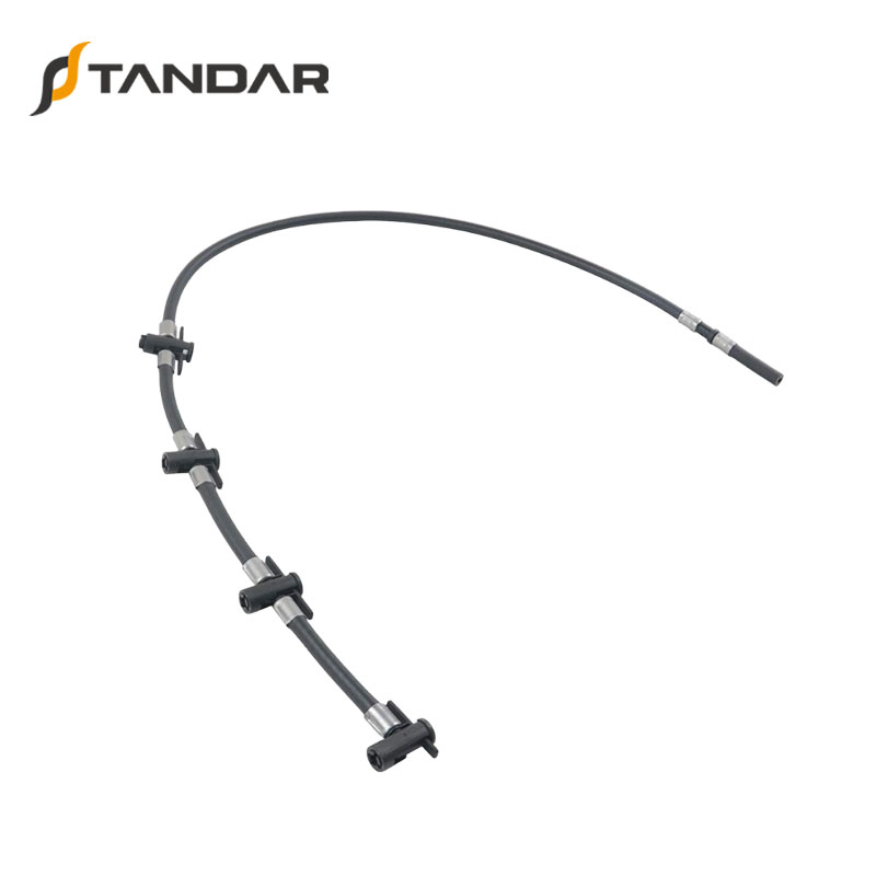 OEM A6110700032 6460700832 6460701132 6110708432 Engine Diesel Leak Off Pipe Fuel Return Line for Mercedes Benz