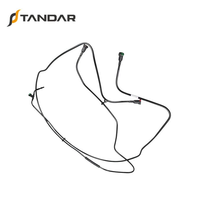 7V2Q9B350CC 7V2Q9B350CA CC119B337BC CC119B337AD Hot Selling Automotive Engine Fuel Supply Tube for Ford